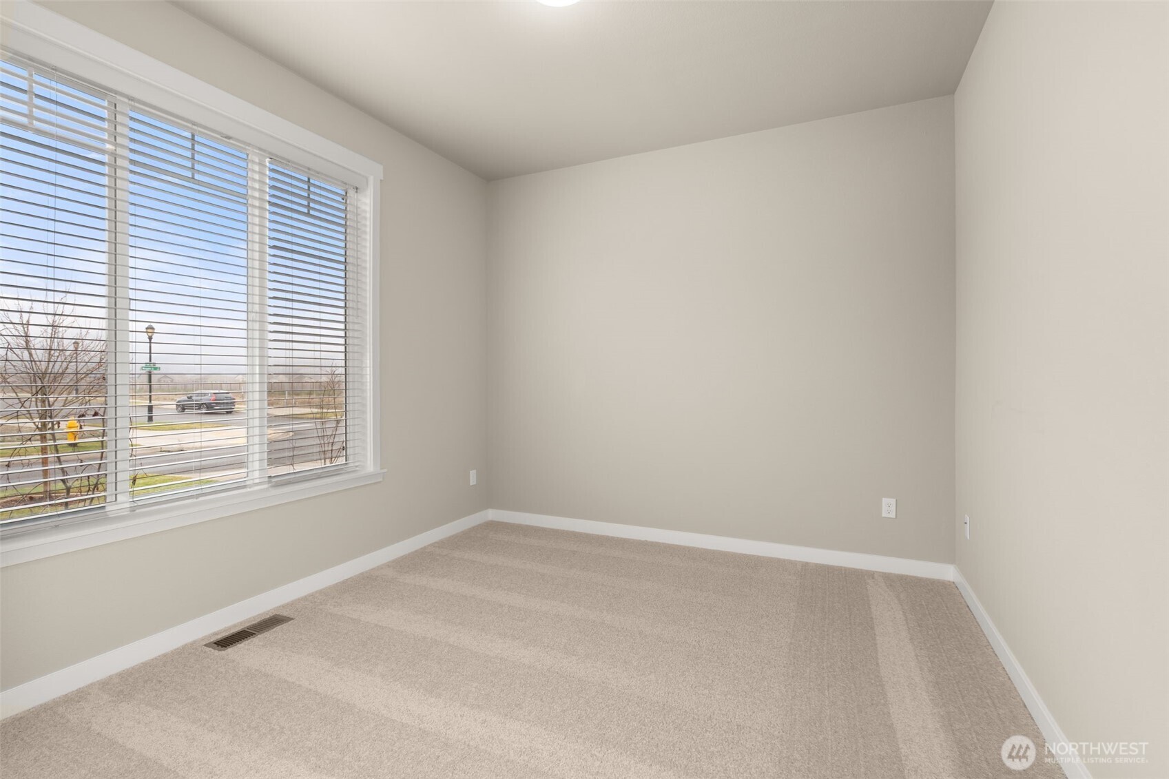 715 Maggee Street Southeast Lacey, WA 98513 - Photo 18 of 36