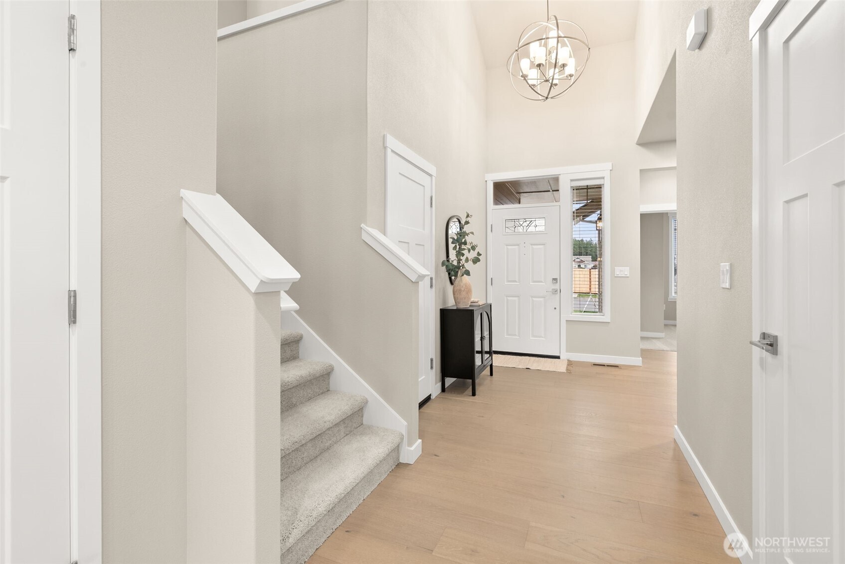 715 Maggee Street Southeast Lacey, WA 98513 - Photo 4 of 36