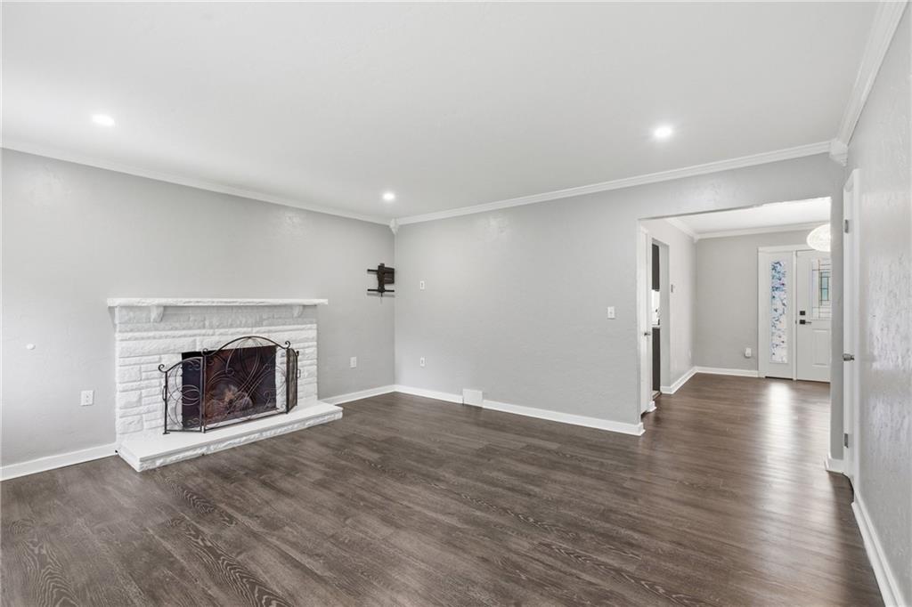 4952 McAnulty Road Pittsburgh, PA 15236 - Photo 10 of 32 Gallery Image 10