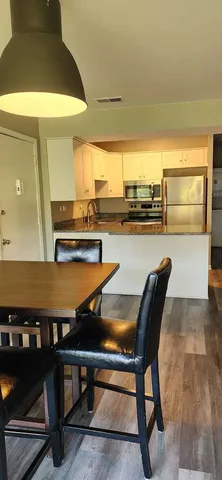 $1,550 | 5534 East Lake Drive, Unit E, Lisle, IL 60532