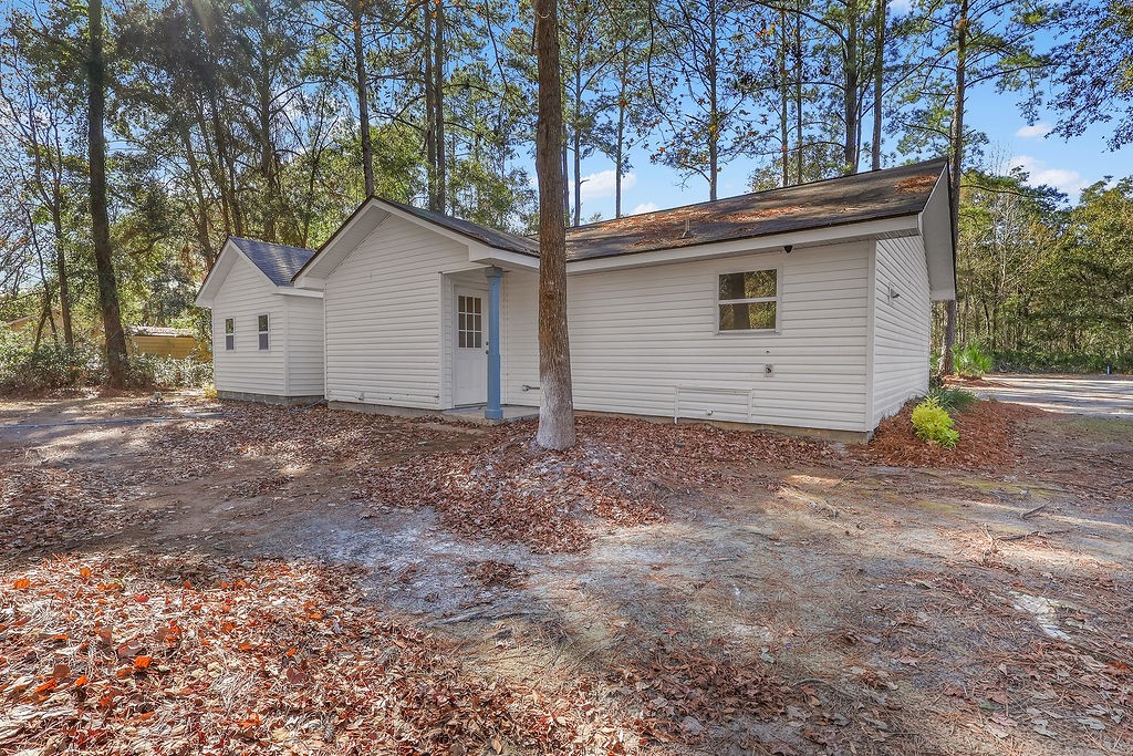 1202 Market Street Darien, GA 31305 - Photo 4 of 21