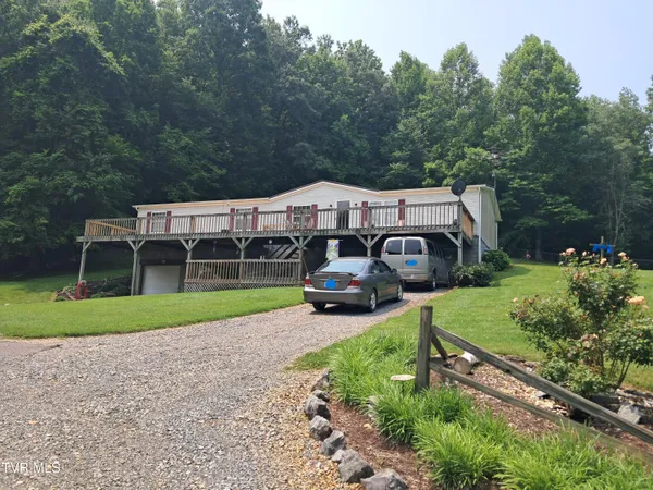 $372,000 | 860 Bales Road, Mosheim, TN 37818