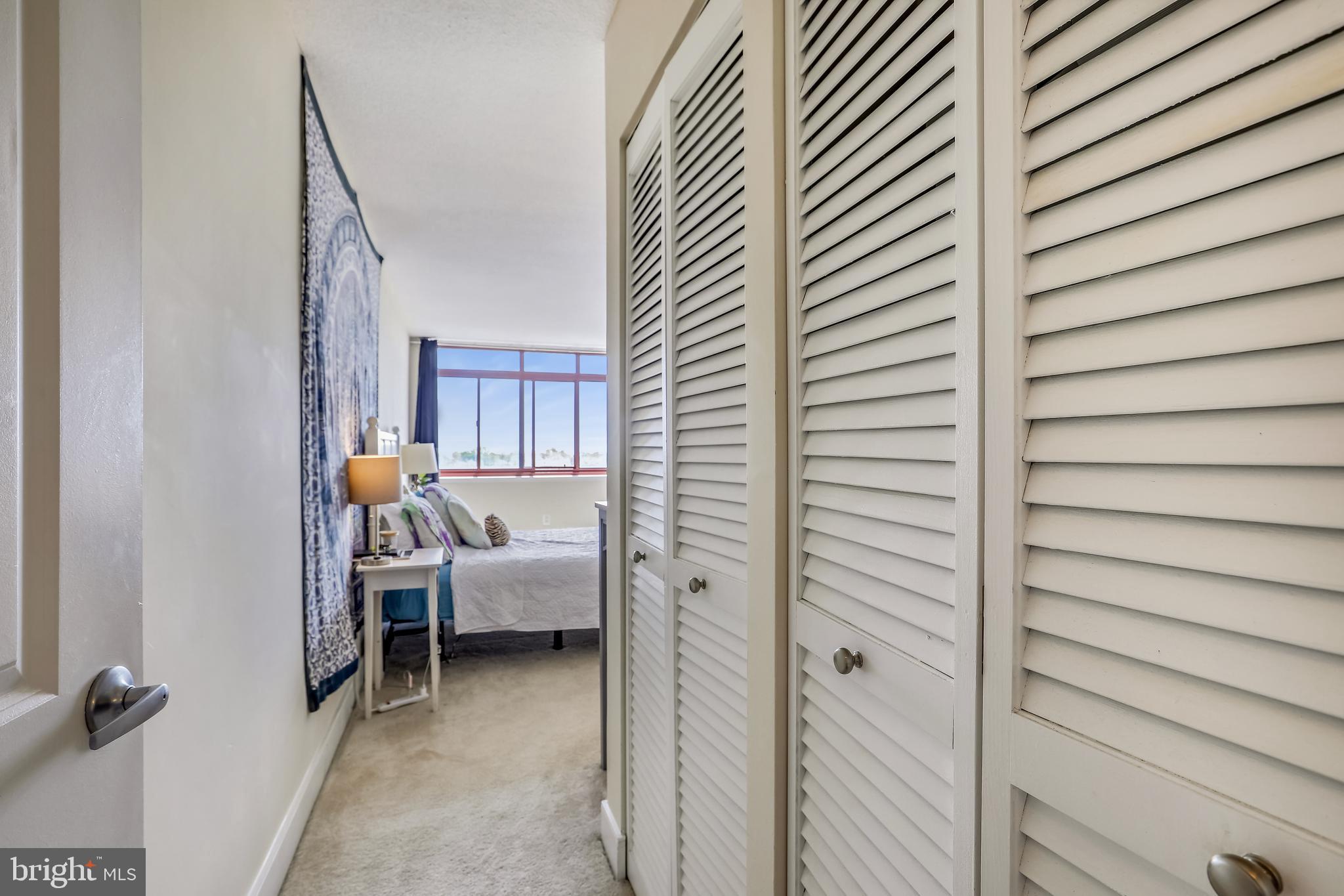 1220 Blair Mill Road, Unit 1001 Silver Spring, MD 20910 - Photo 13 of 34