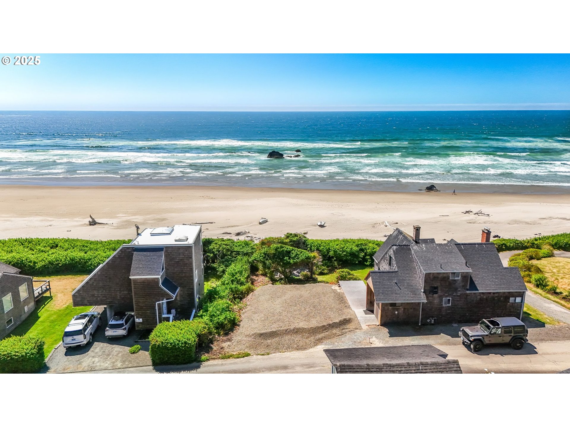 Ocean Avenue Cannon Beach, OR 97110 - Photo 2 of 12 a view of a city and ocean view