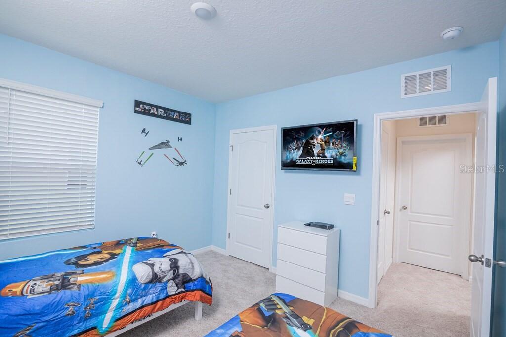 7683 Oakmoss Loop Davenport, FL 33837 - Photo 15 of 64