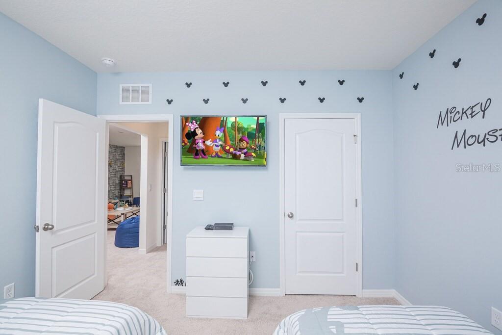 7683 Oakmoss Loop Davenport, FL 33837 - Photo 18 of 64