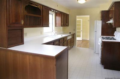 1414 Lama Road Kalamazoo, MI 49008 - Photo 8 of 21 Additional Photo