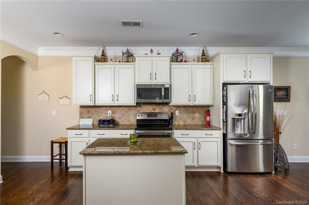 1120 Black Walnut Road Clover, SC 29710 - Photo 4 of 20 Gallery Image 4