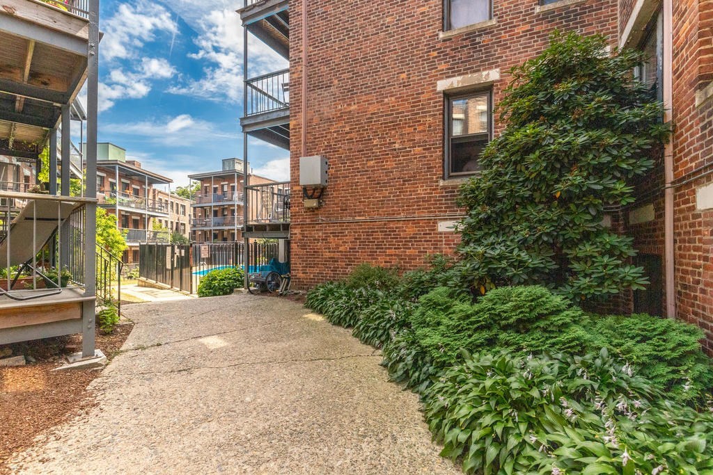 30 Kinross Road, Unit 5 Boston, MA 02135 - Photo 23 of 24 Gallery Image 23