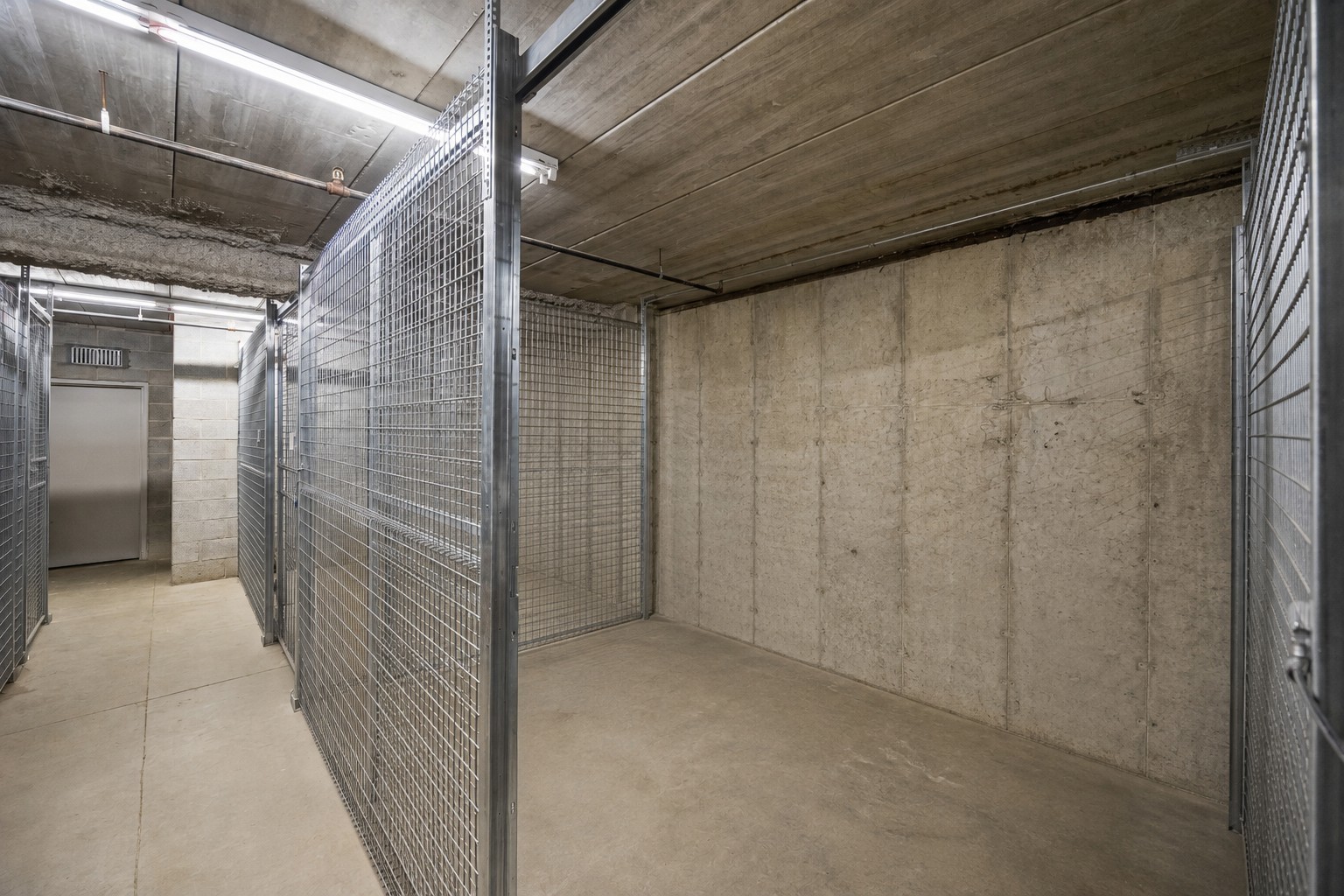 910 West Madison Street, Unit 901E Chicago, IL 60607 - Photo 29 of 30 Gallery Image 29