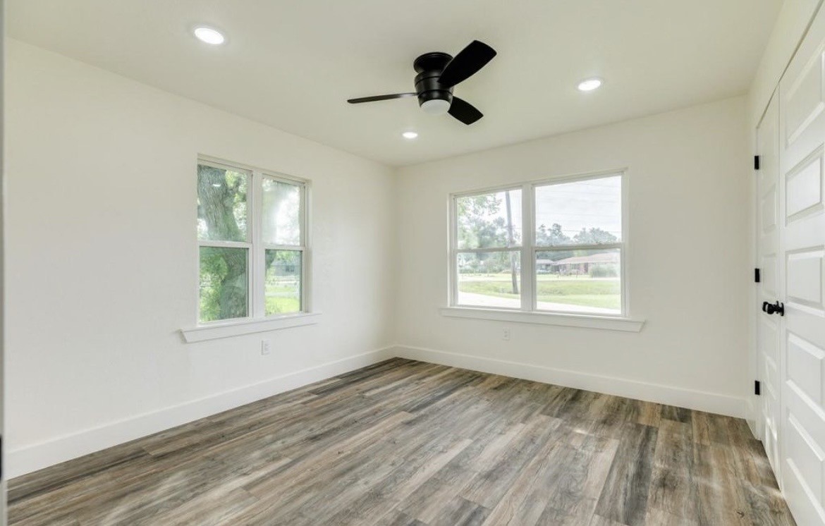 1200 Gifford Lane Angleton, TX 77515 - Photo 23 of 26