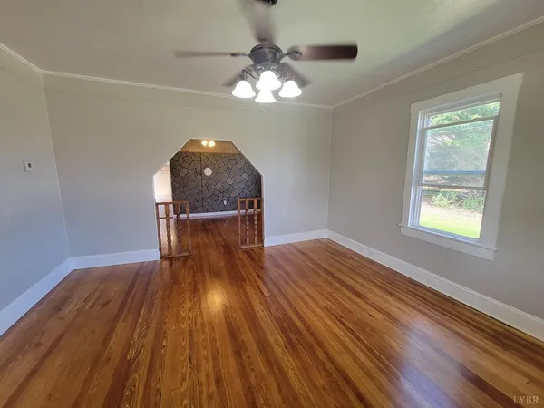 $185,900 | 408 Franklin Boulevard, Gretna, VA 24557