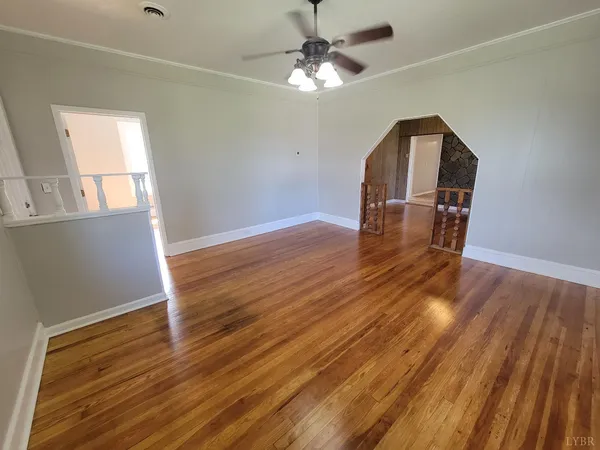 $185,900 | 408 Franklin Boulevard, Gretna, VA 24557
