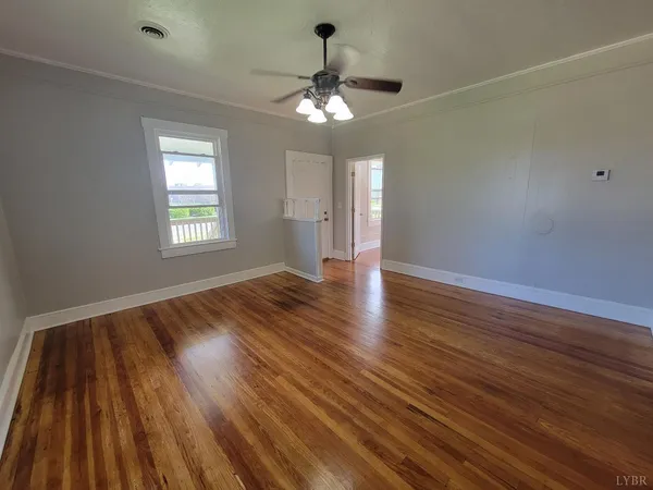 $185,900 | 408 Franklin Boulevard, Gretna, VA 24557