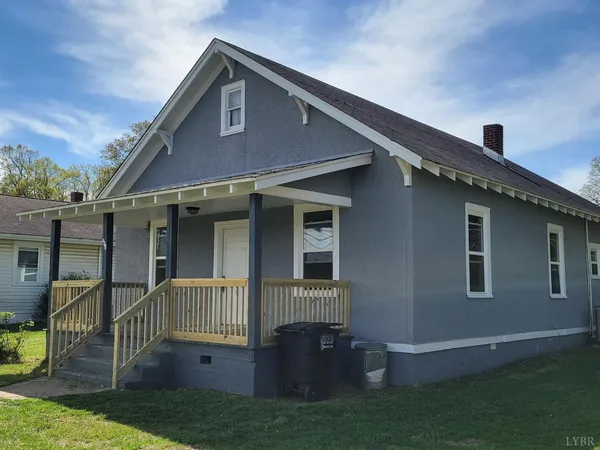 $185,900 | 408 Franklin Boulevard, Gretna, VA 24557