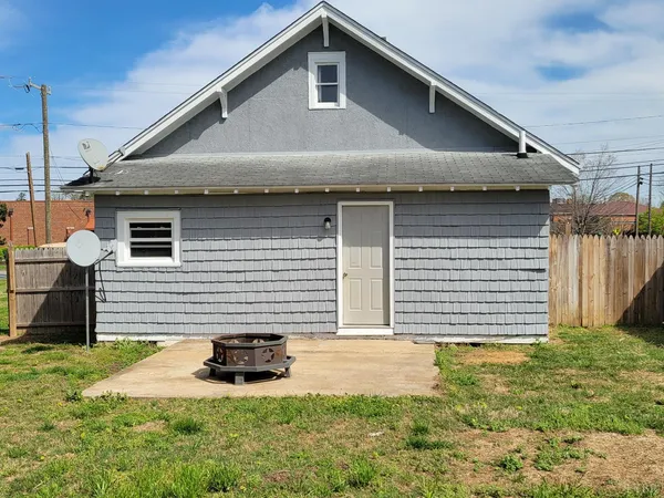 $185,900 | 408 Franklin Boulevard, Gretna, VA 24557