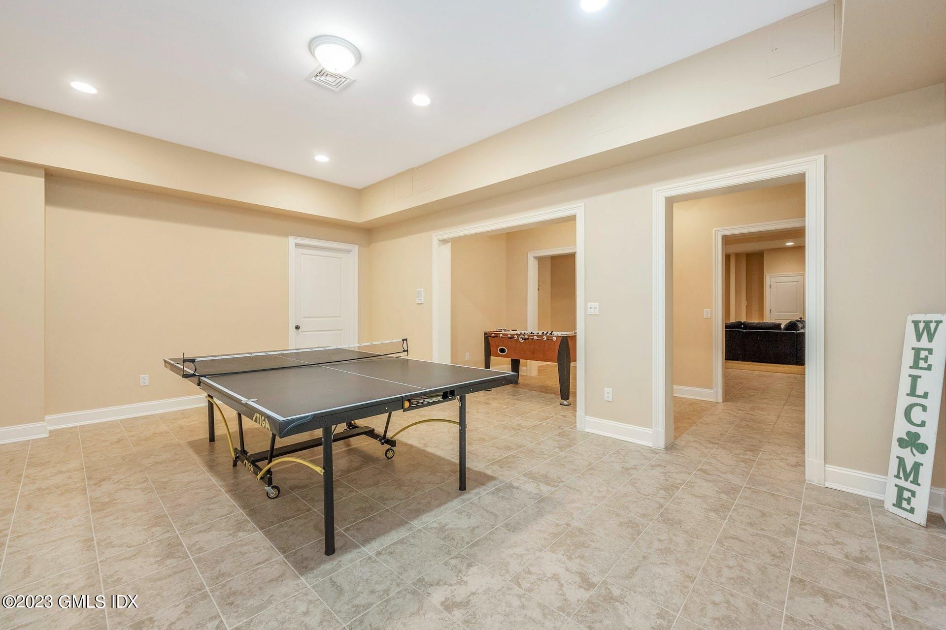 53 Hillside Road Greenwich, CT 06830 - Photo 26 of 37 a room with furniture