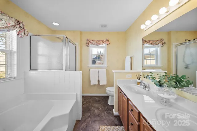 $425,000 | 291 Farm Valley Road, Fletcher, NC 28732