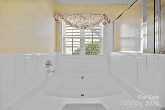 $425,000 | 291 Farm Valley Road, Fletcher, NC 28732