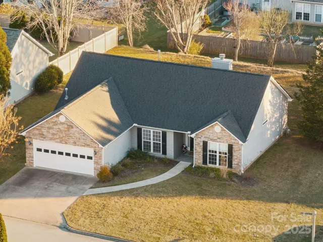 $425,000 | 291 Farm Valley Road, Fletcher, NC 28732