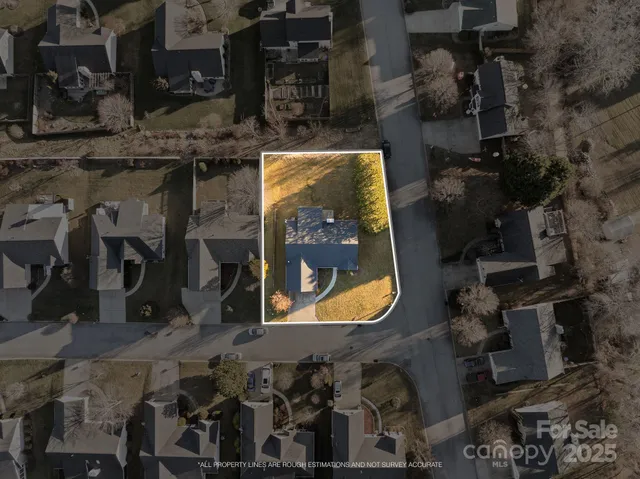 $425,000 | 291 Farm Valley Road, Fletcher, NC 28732