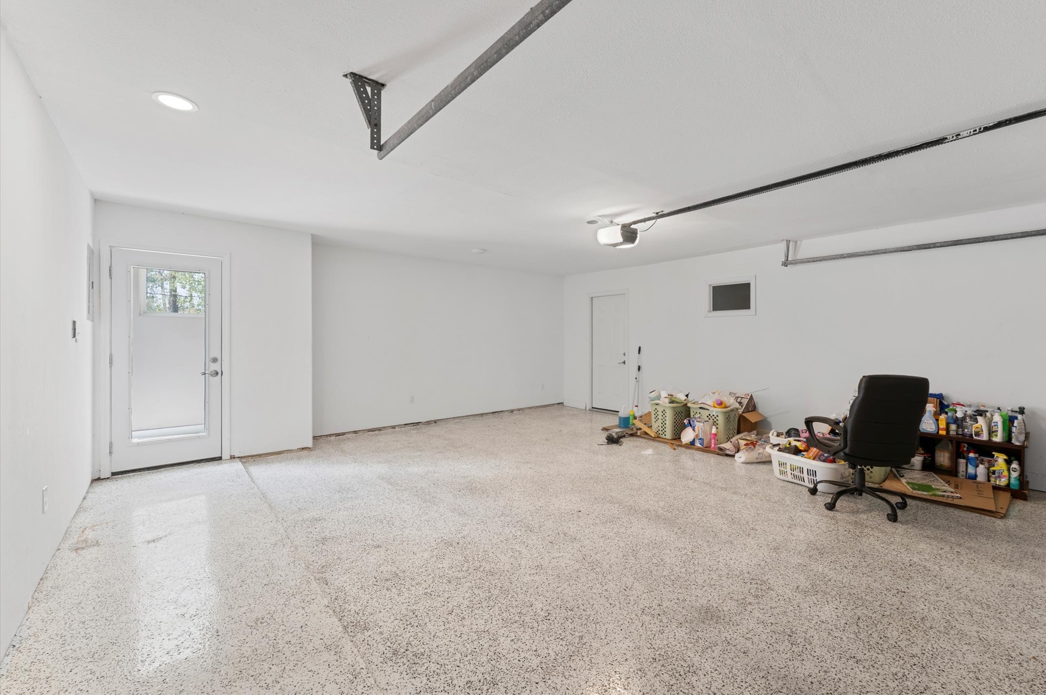 6402 Fawnwood Drive Spring, TX 77389 - Photo 32 of 50 Garage connected to apartment