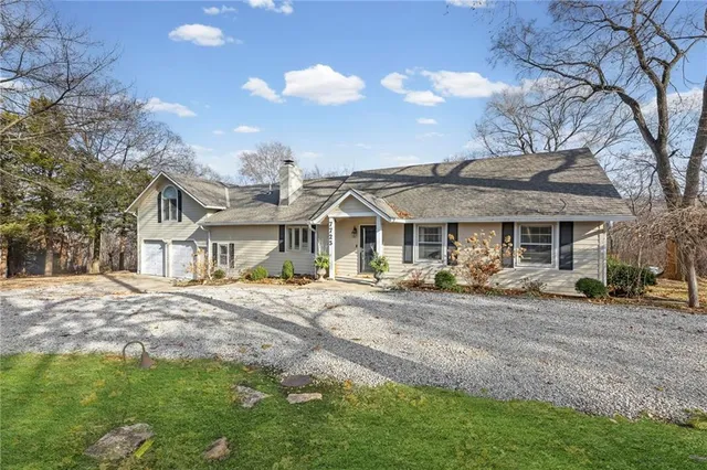 $635,000 | 7725 Woodland Drive, Shawnee, KS 66218