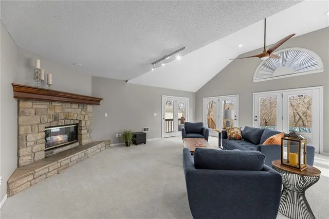 $635,000 | 7725 Woodland Drive, Shawnee, KS 66218