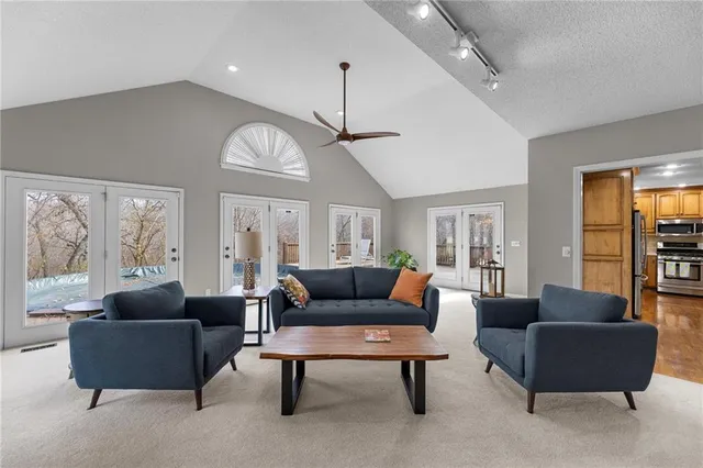 $635,000 | 7725 Woodland Drive, Shawnee, KS 66218