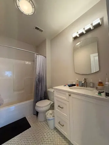 $4,150 | 43 Pitman Street, Unit 302, Somerville, MA 02143