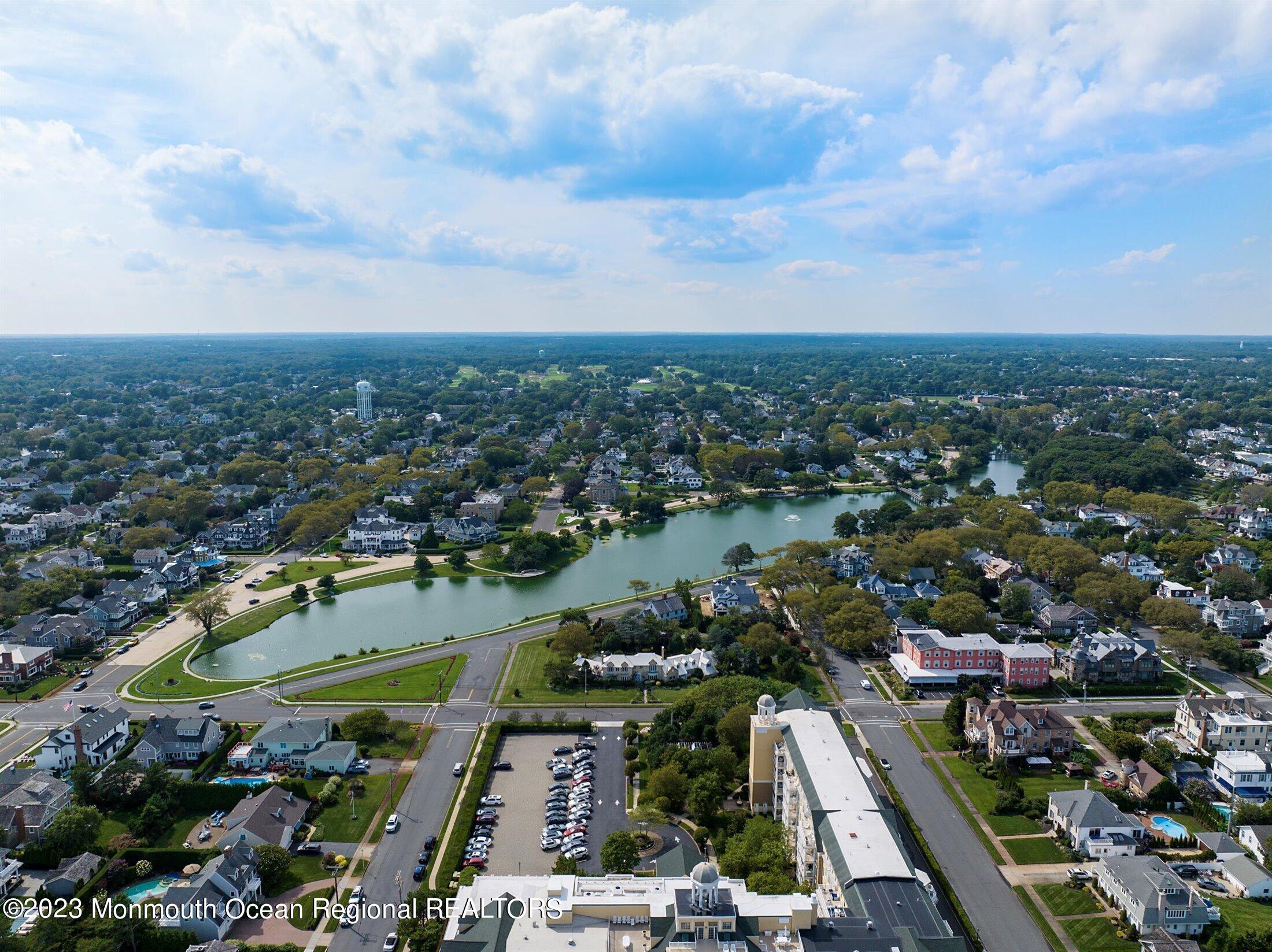 38 Wyckham Road Spring Lake Heights, NJ 07762 - Photo 41 of 44 an aerial view of a city