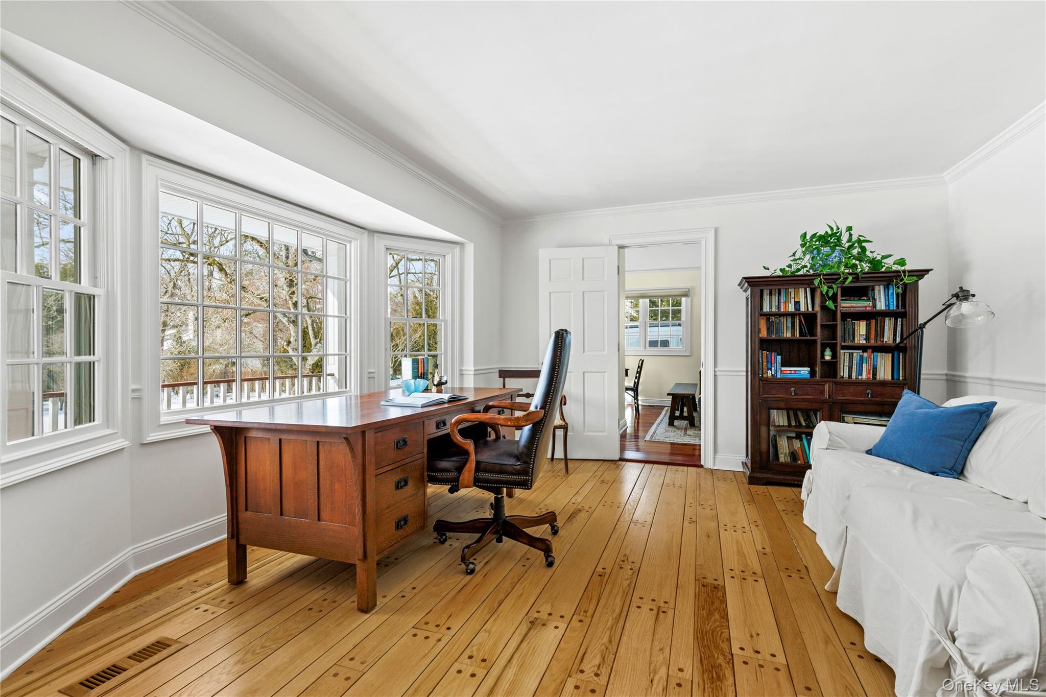 69 Brevoort Lane Rye, NY 10580 - Photo 6 of 36