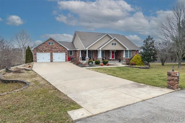 $459,900 | 22766 Rumor Drive, Waynesville, MO 65583