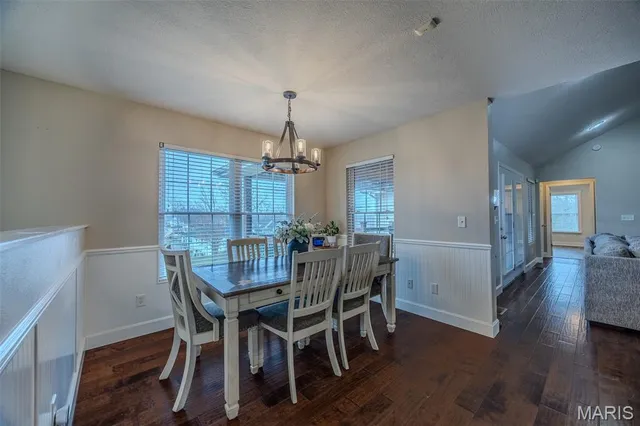 $459,900 | 22766 Rumor Drive, Waynesville, MO 65583