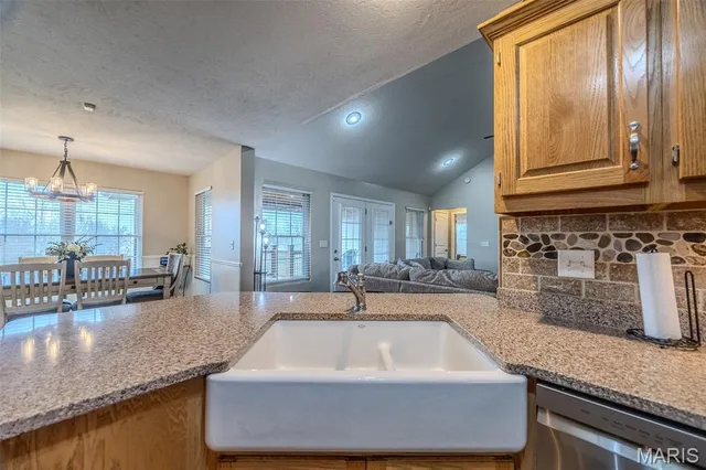 $459,900 | 22766 Rumor Drive, Waynesville, MO 65583