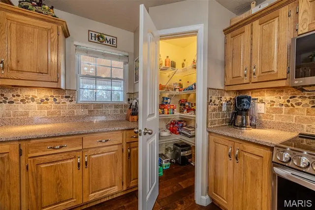 $459,900 | 22766 Rumor Drive, Waynesville, MO 65583