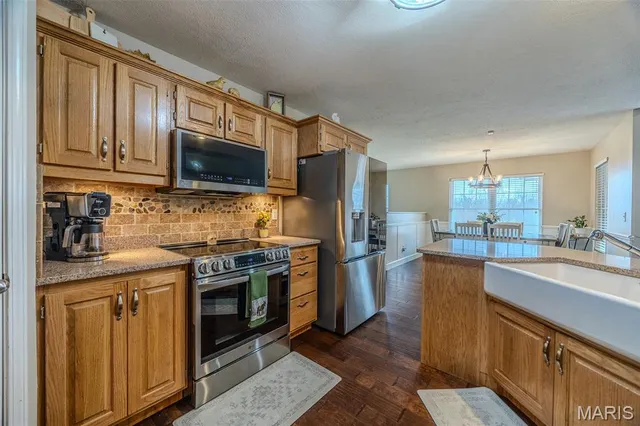 $459,900 | 22766 Rumor Drive, Waynesville, MO 65583