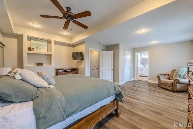 $459,900 | 22766 Rumor Drive, Waynesville, MO 65583