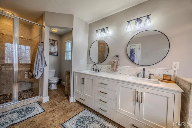 $459,900 | 22766 Rumor Drive, Waynesville, MO 65583