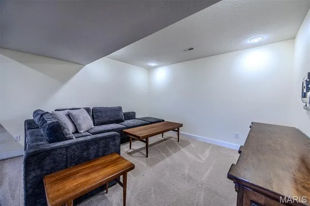 $459,900 | 22766 Rumor Drive, Waynesville, MO 65583