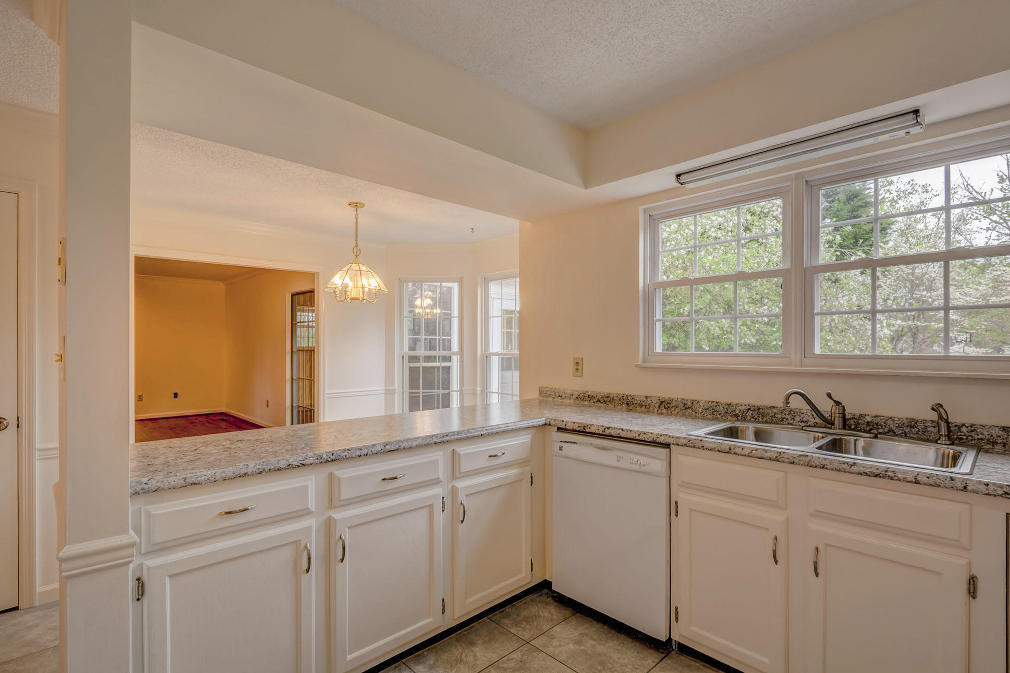 1239 Chelsea Road Knoxville, TN 37922 - Photo 8 of 21 1239_Chealsea_108