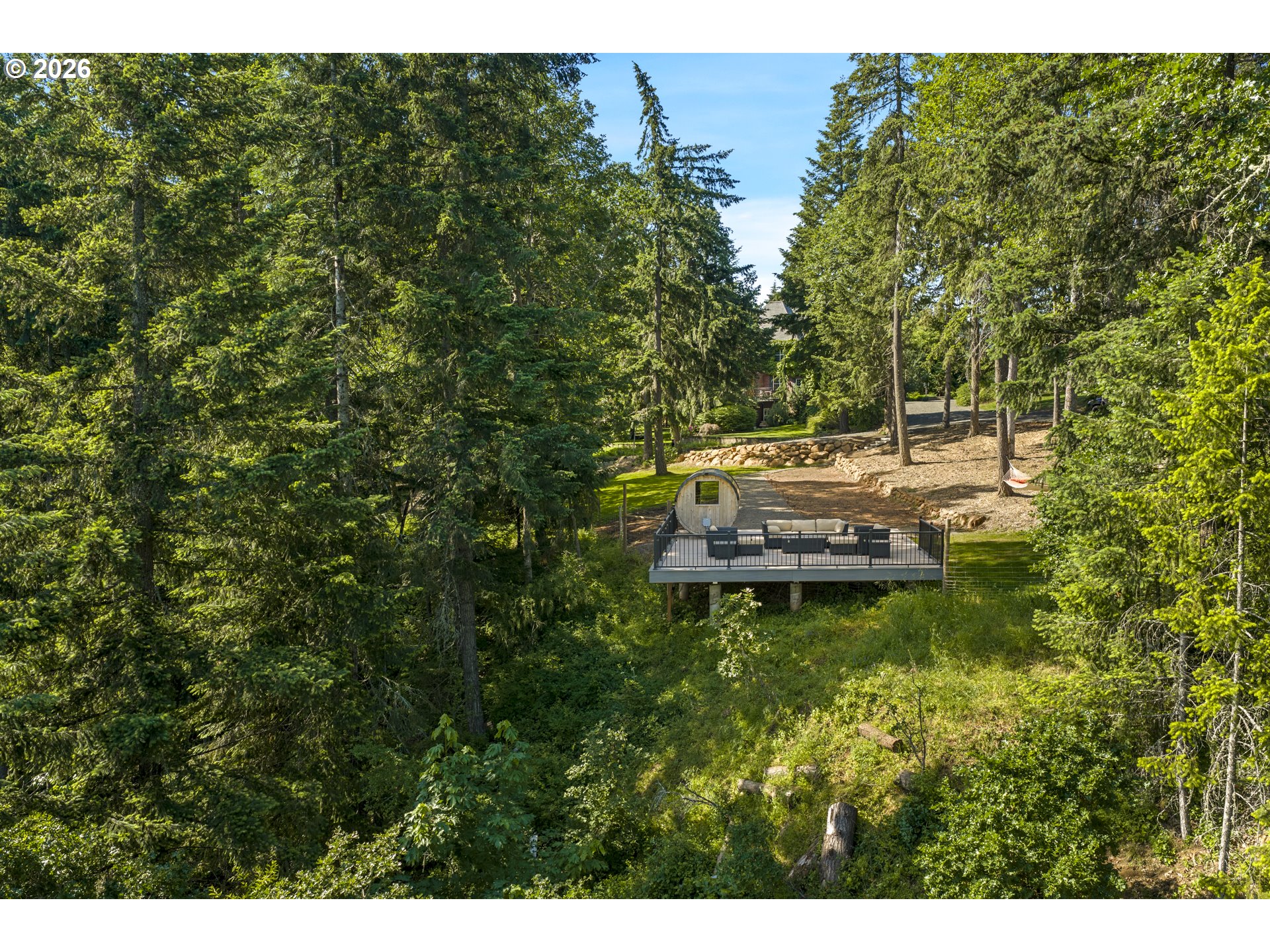 4050 Sylvester Drive Hood River, OR 97031 - Photo 5 of 48