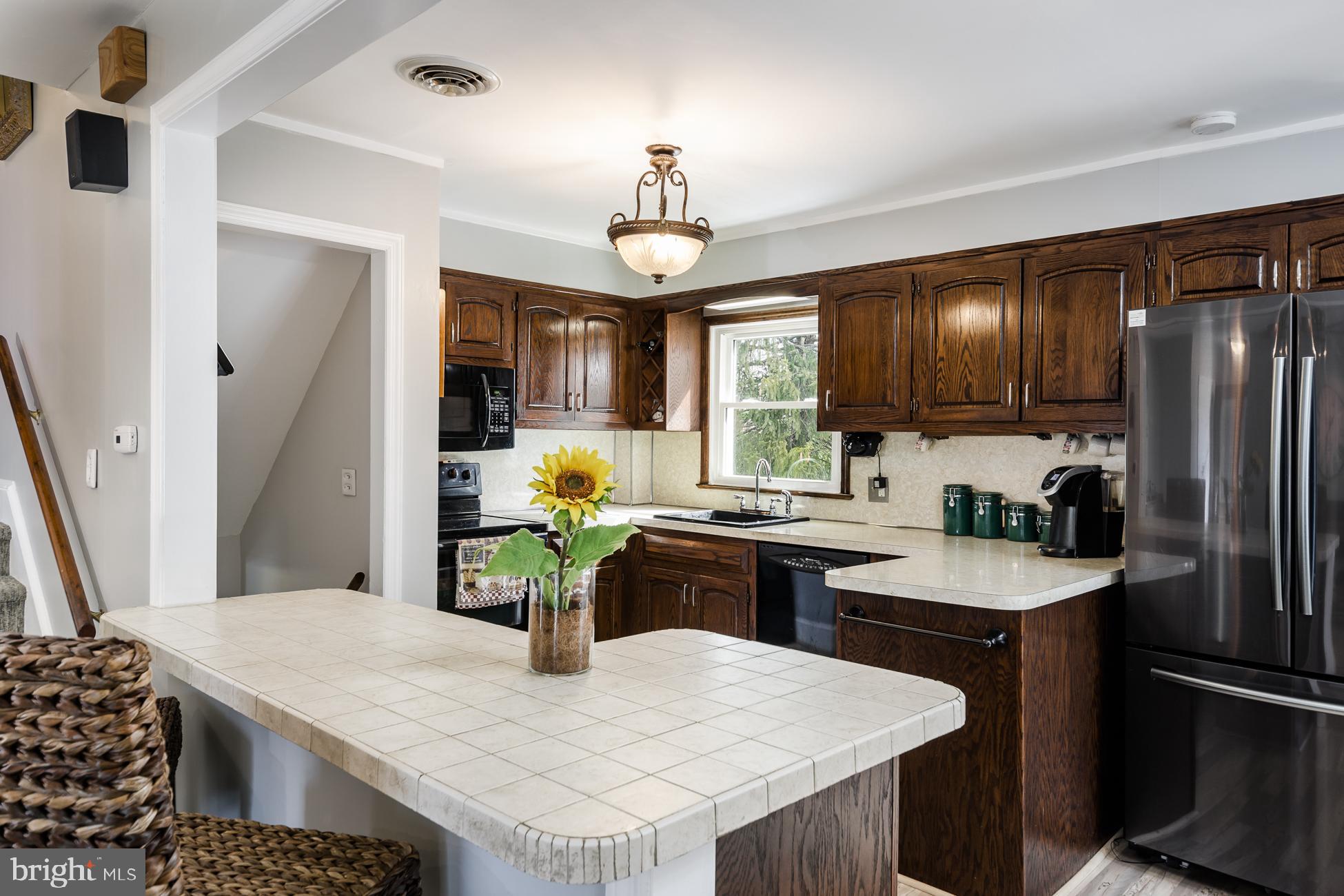 115 Rabbit Hill Road West Windsor, NJ 08550 - Photo 4 of 25