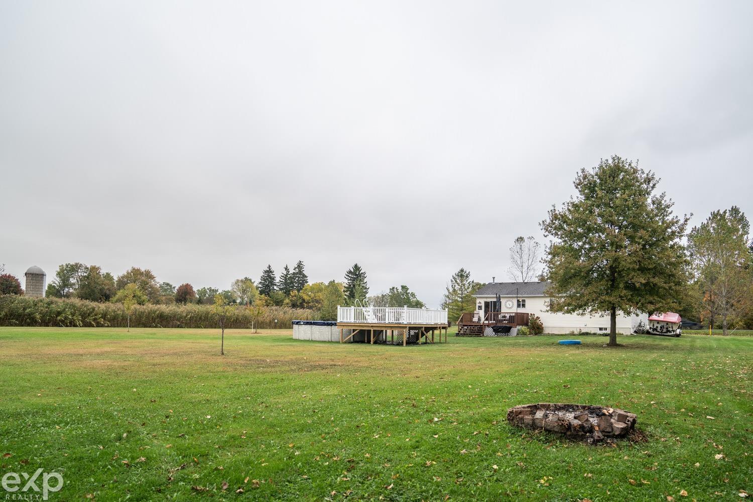 7084 Marsh Road Marine City, MI 48039 - Photo 43 of 45 50191165-6d00120e-5461-4560-b873-3c7b4d1546cb.JPG