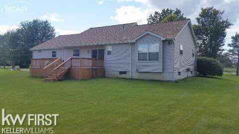6282 Johnson Road Flushing, MI 48433 - Photo 3 of 15 20445522-2.JPG