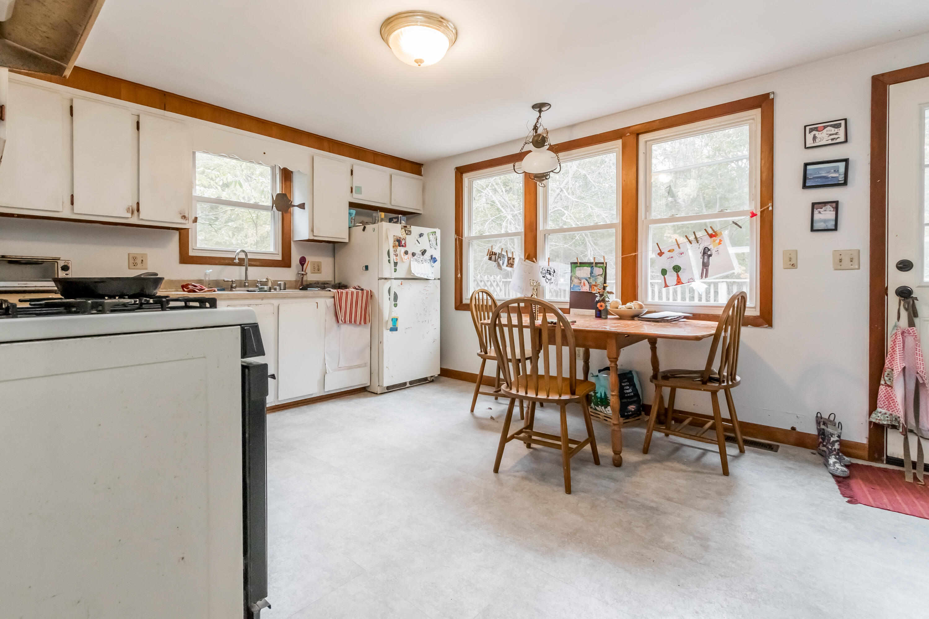 140 Burnham Road Scarborough, ME 04074 - Photo 12 of 31 20231020AV-71013