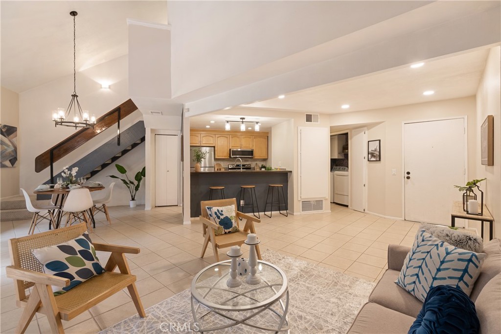 388 South Prospectors Road, Unit 115 Diamond Bar, CA 91765 - Photo 5 of 28