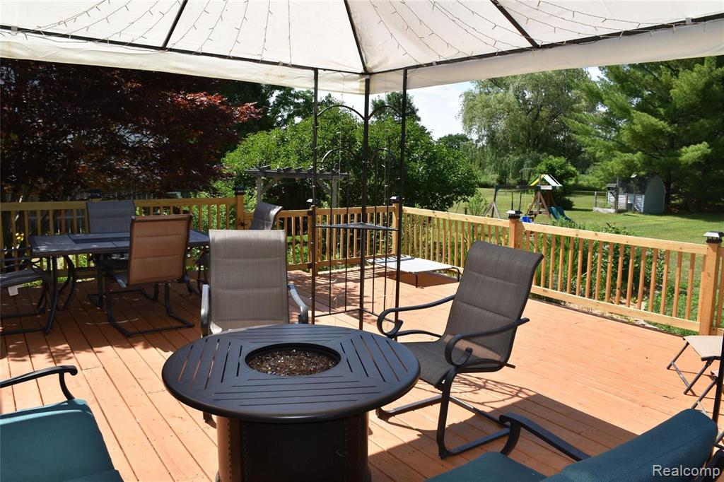 8378 Potter Road Flushing, MI 48433 - Photo 26 of 31