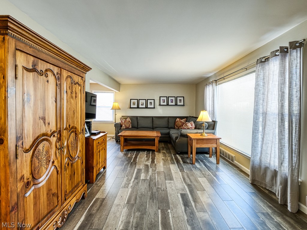3844 Severn Road Cleveland Heights, OH 44118 - Photo 8 of 35