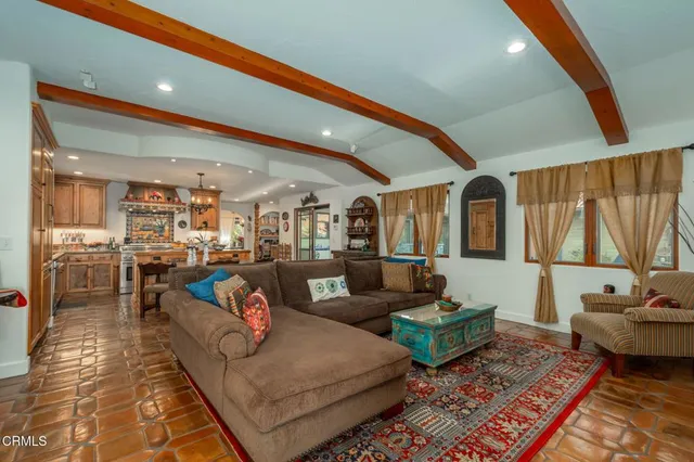 $1,995,000 | 365 Valley Vista Drive, Camarillo, CA 93010